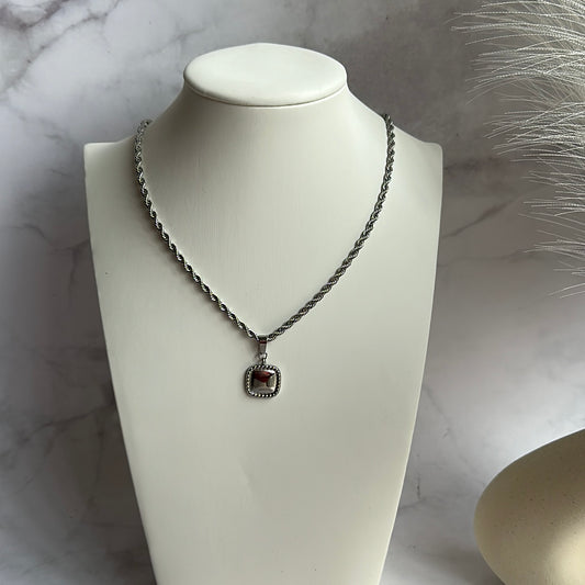 Collana Frame